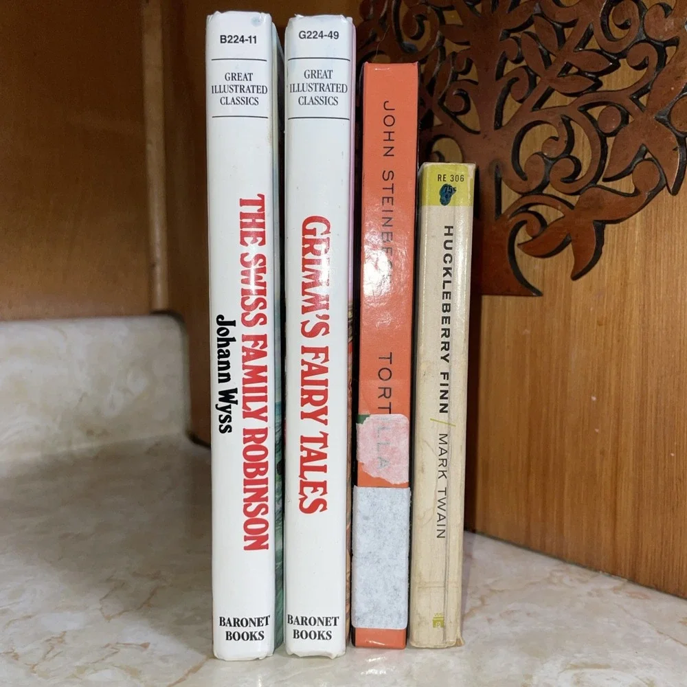 Classic Young Reader‎ Story Lot 4 Books